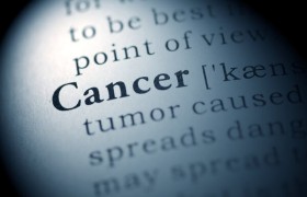 免疫 pk 化疗，一线治疗晚期尿路上皮癌